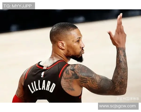 镜头捕捉：利拉德赛场小动作引发热议